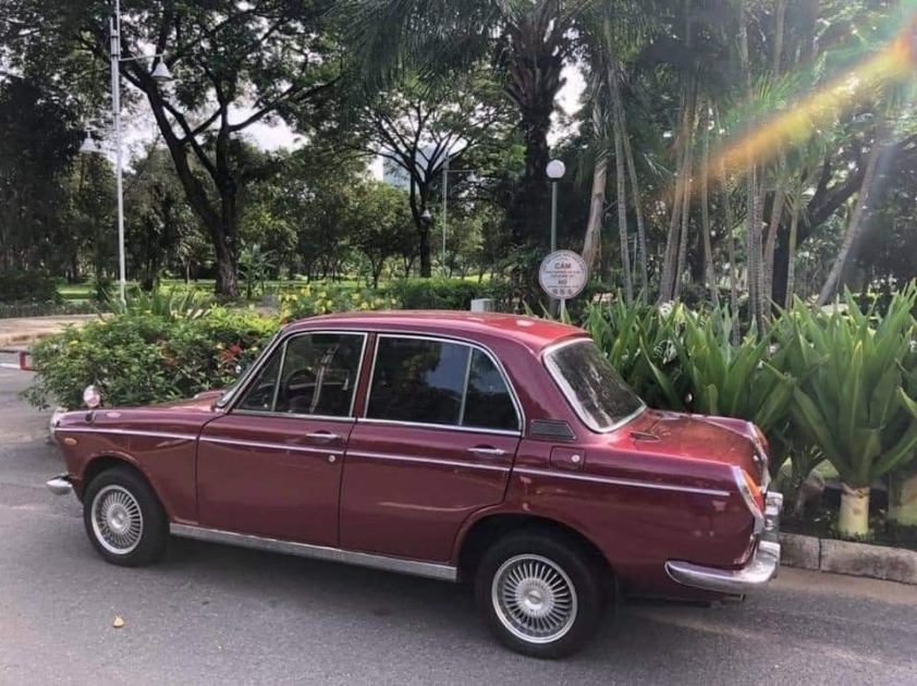 Daihatsu Compagno Berlina 1000