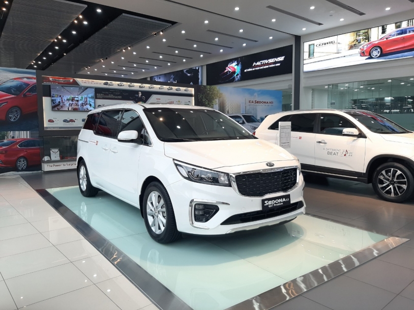 Ngoại thất Kia Sedona
