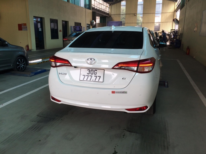 Mua xe Toyota Vios bấm được biển số