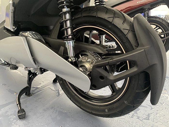 VinFast ra mắt xe máy điện Theon, tham vọng soán ngôi Honda SH Ảnh 7