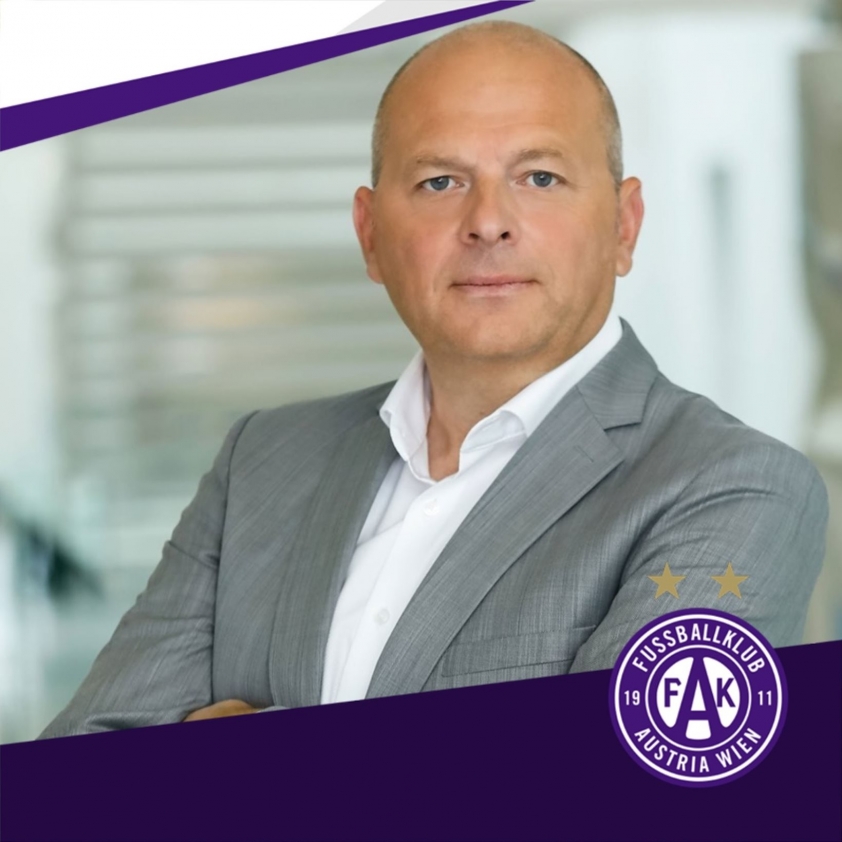 Văn Toàn: 'Tôi chỉ xem lời đề nghị của Austria Wien là một sự ghi nhận' Ảnh 1