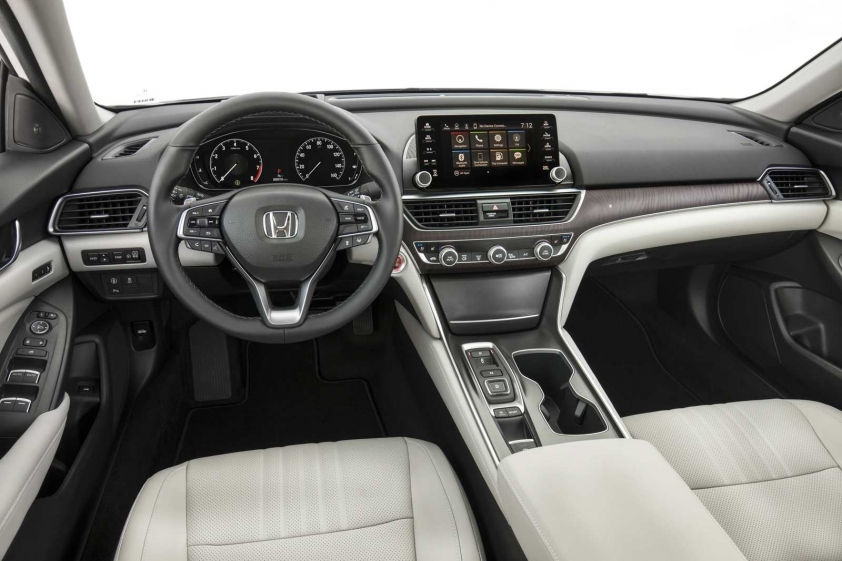 Nội thất xe Honda Accord