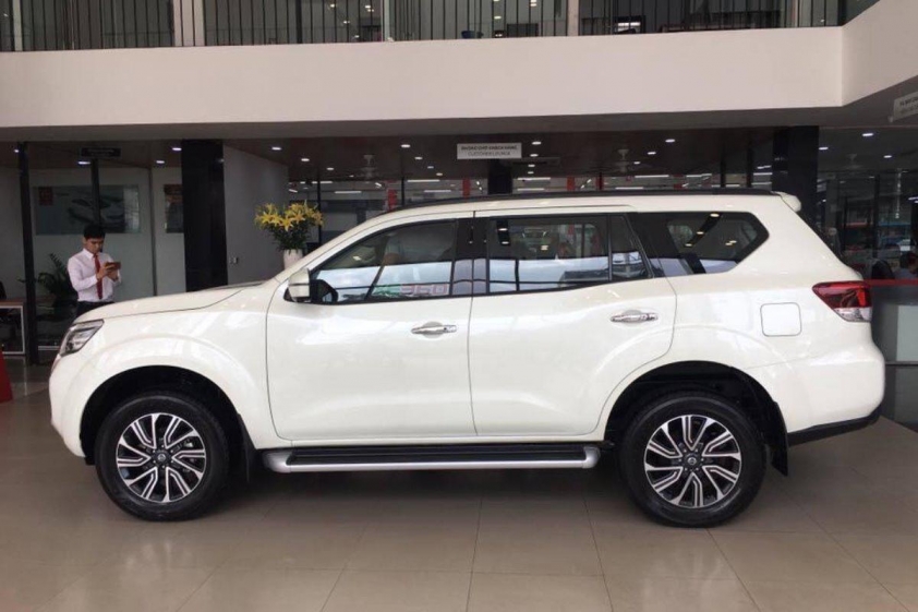 Thân xe Nissan Terra
