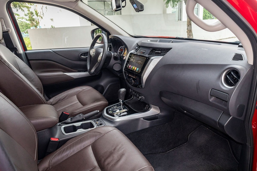 Ghế ngồi Nissan Terra