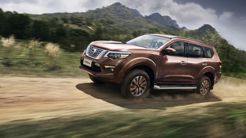 xe Nissan Terra