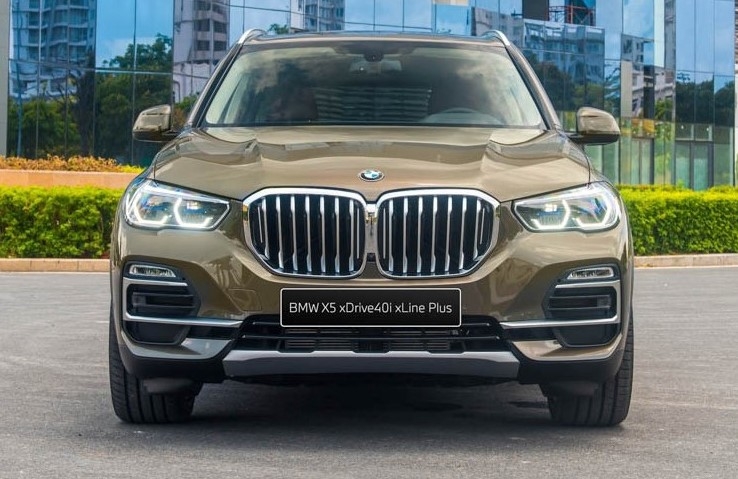 Phần đầu xe BMW X5