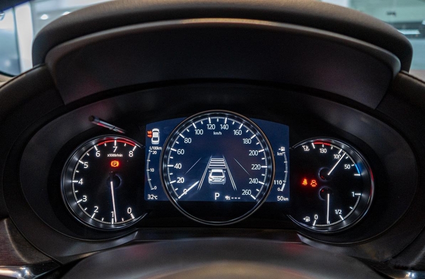 Cụm đồng hồ Mazda 6 2021