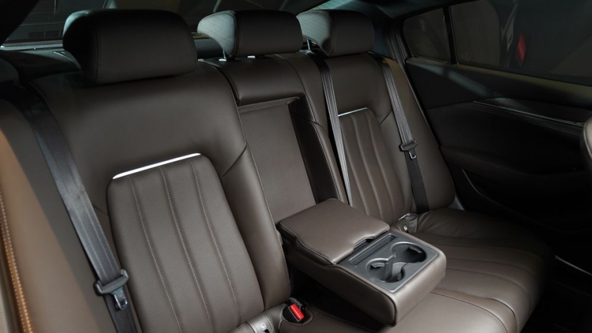 Ghế ngồi Mazda 6 2021
