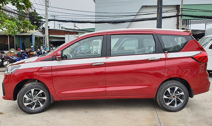 Thân xe Suzuki Ertiga