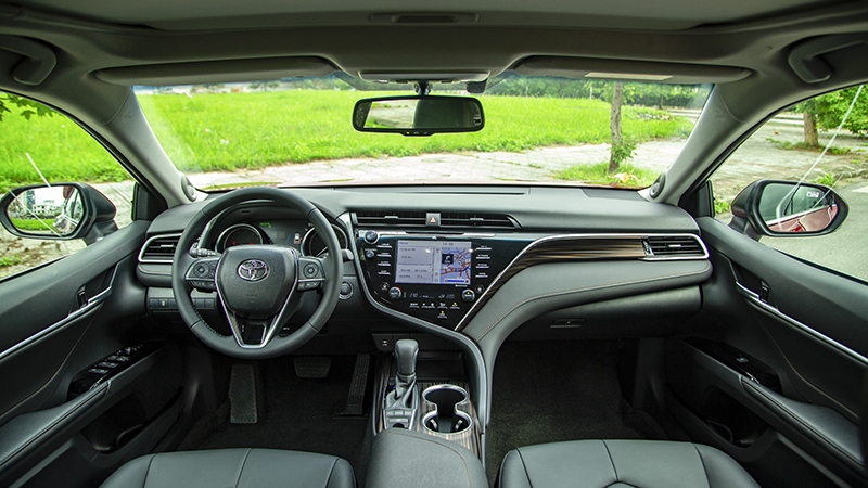 Nội thất Toyota Camry 2.5Q