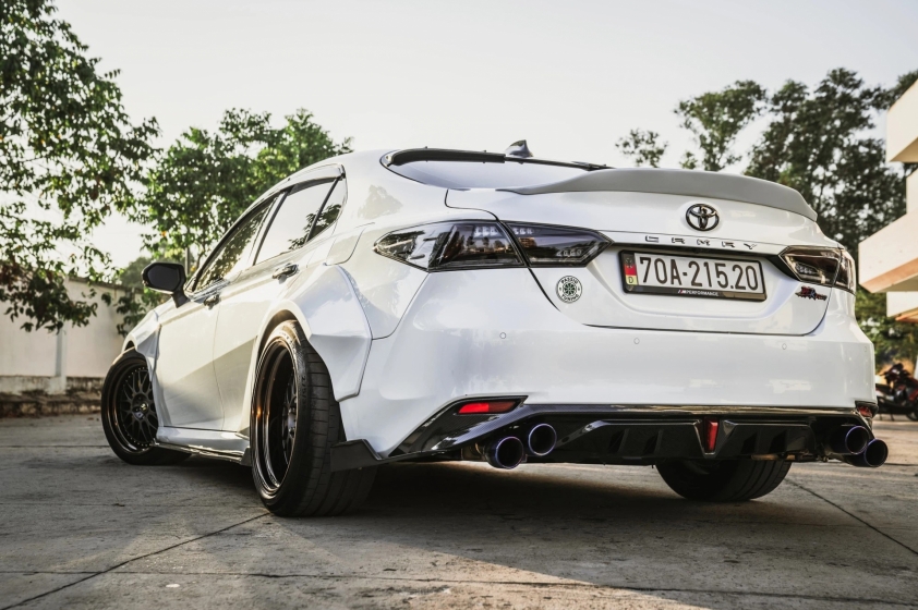 Toyota Camry độ như siêu xe của dân chơi Tây Ninh