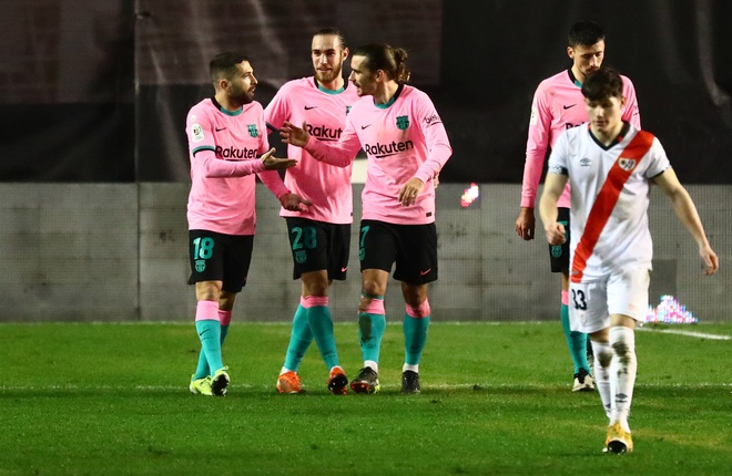 Tin HOT bóng đá 28/01: Messi tỏa sáng, MU thua sốc Ảnh 1