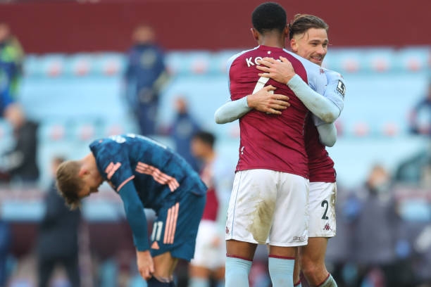Aston Villa thắng tối thiểu trong ngày Pháo thủ tịt ngòi Ảnh 1