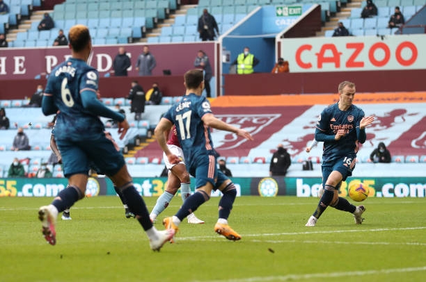 Trực tiếp Aston Villa 1-0 Arsenal: Arsenal dồn lên tìm bàn gỡ Ảnh 2