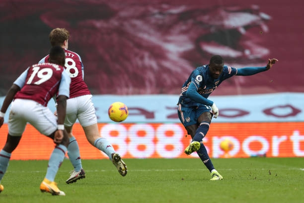 Trực tiếp Aston Villa 1-0 Arsenal: Villa phòng ngự chắc chắn Ảnh 1