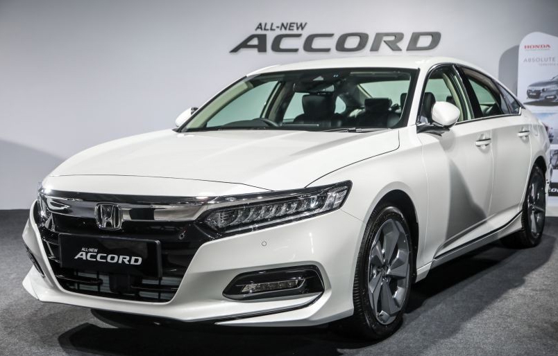 Phần đầu xe Honda Accord