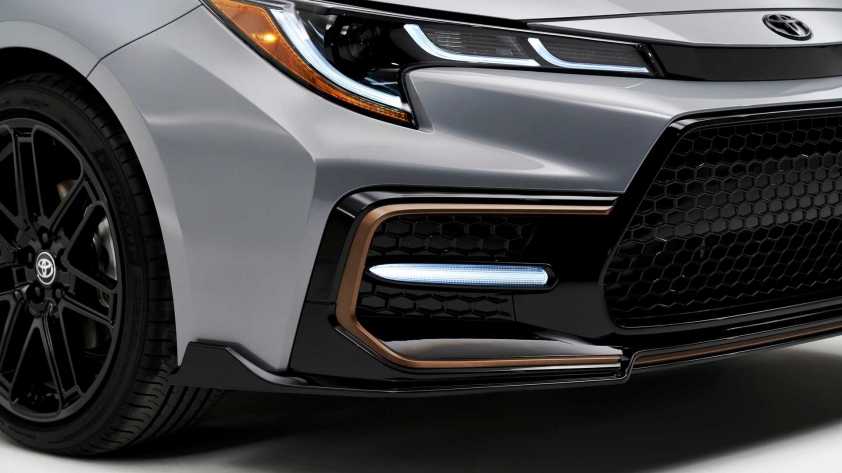 Đầu xe Toyota Corolla Apex Edition 2021