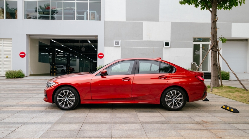 BMW 320i Sport Line 2020