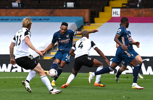 Trực tiếp Fulham 0-2 Arsenal: Aubameyang lên tiếng! Ảnh 1