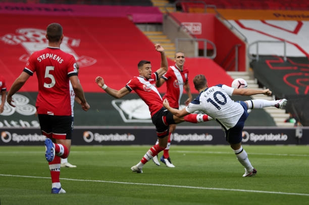 Trực tiếp Southampton 0-0 Tottenham: Bàn thắng việt vị Ảnh 1