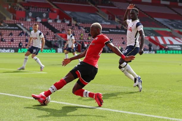 Trực tiếp Southampton 0-0 Tottenham: Bàn thắng việt vị Ảnh 1