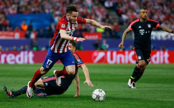Những trận cầu hay nhất vòng bảng cúp C1: Ronaldo đấu Messi Ảnh 1