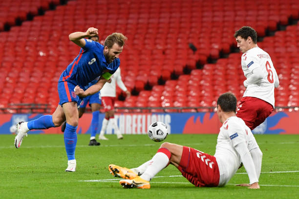 Trực tiếp Anh 0-1 Đan Mạch: Eriksen nổ súng Ảnh 1