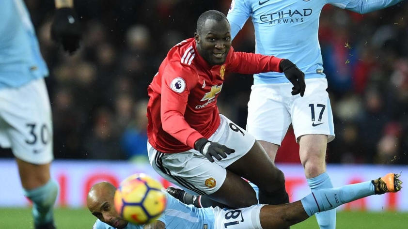 Chuyển nhượng MU ngày 25/11: Lukaku cập bến kình địch Quỷ đỏ? Ảnh 1