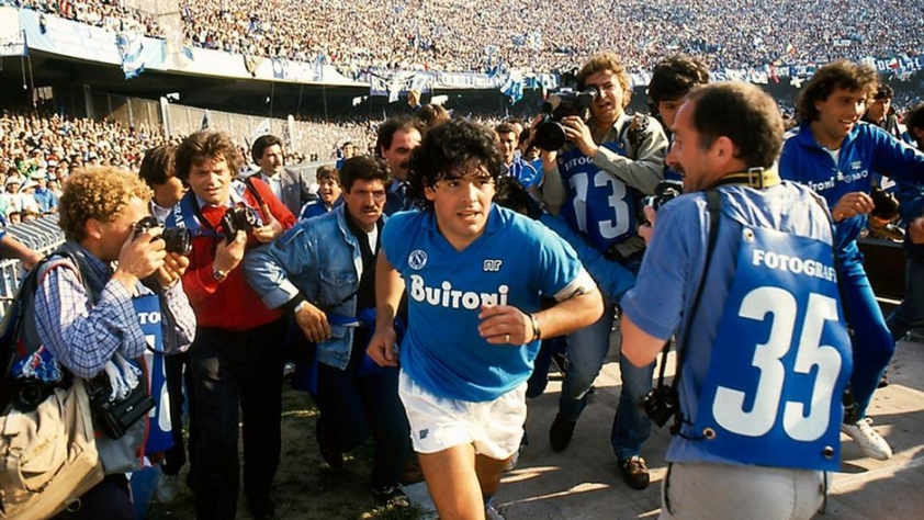 Napoli chọn cách đặc biệt tri ân huyền thoại Maradona Ảnh 1