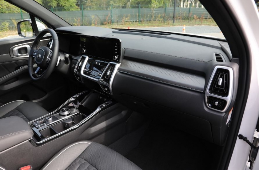 Nội thất Kia Sorento 2021