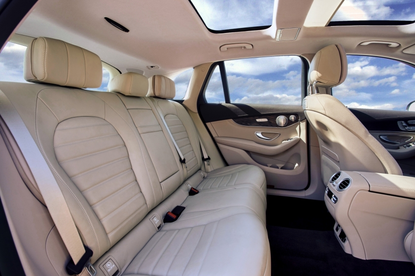 Ghế ngồi trên Mercedes GLC 200