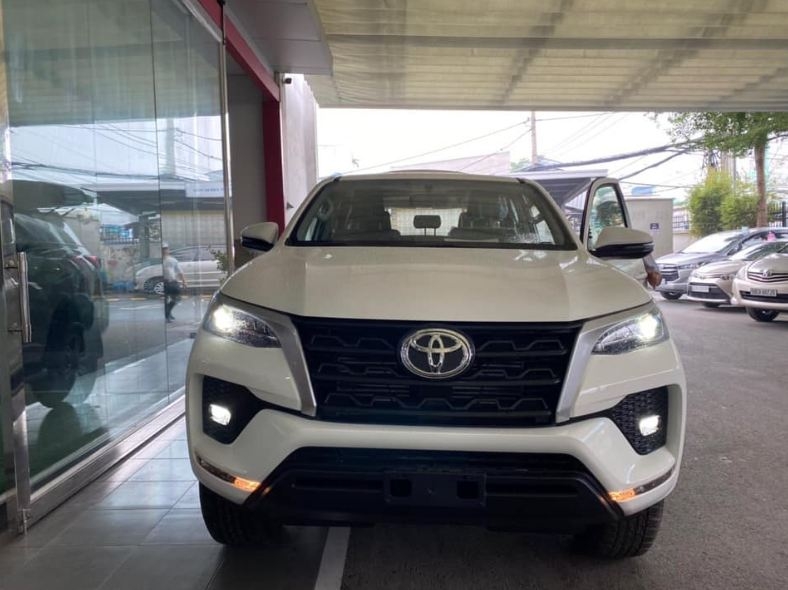 Toyota Fortuner 2021