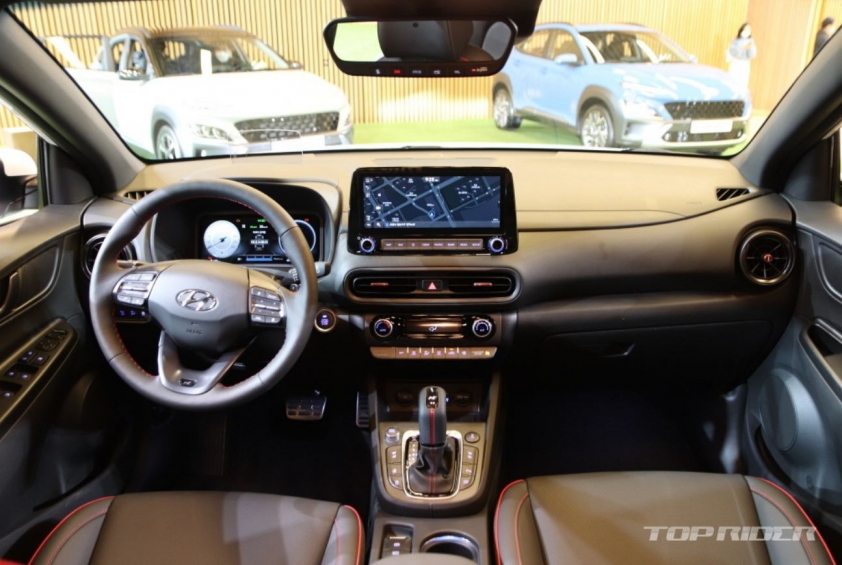 Nội thất Hyundai Kona 2021 N-Line