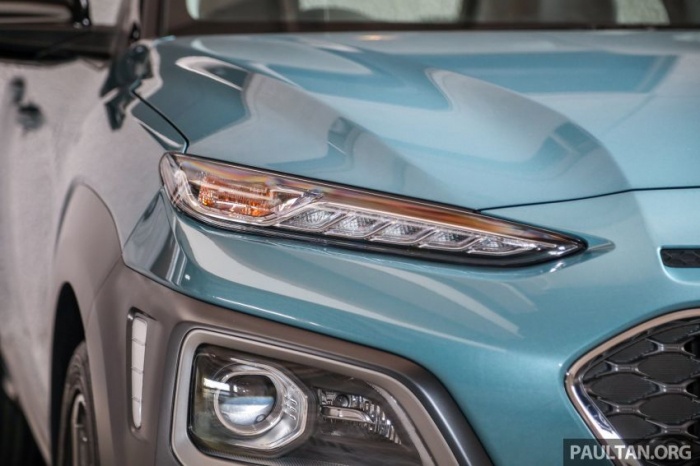Đền pha xe Hyundai Kona 2020