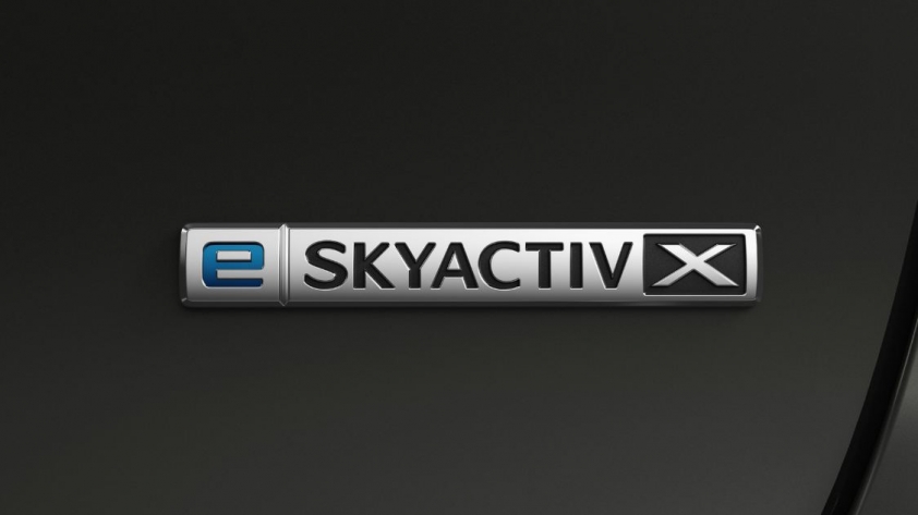 Động cơ e-SkyActiv-X