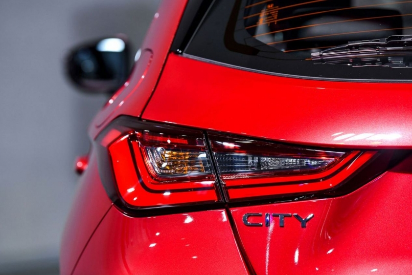 Đèn hậu Honda City hatchback