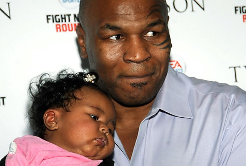 Nỗi đau mất con gái vẫn khiến Mike Tyson rơi nước mắt