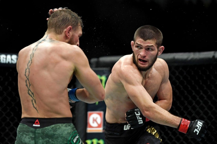 Trận đấu đầu tiên giữa Khabib Nurmagomedov và Conor McGregor đã phá vỡ rất nhiều kỷ lục của UFC