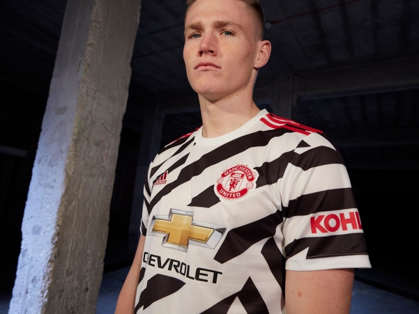 Áo đấu thứ 3 mùa giải 20/21 của Manchester United