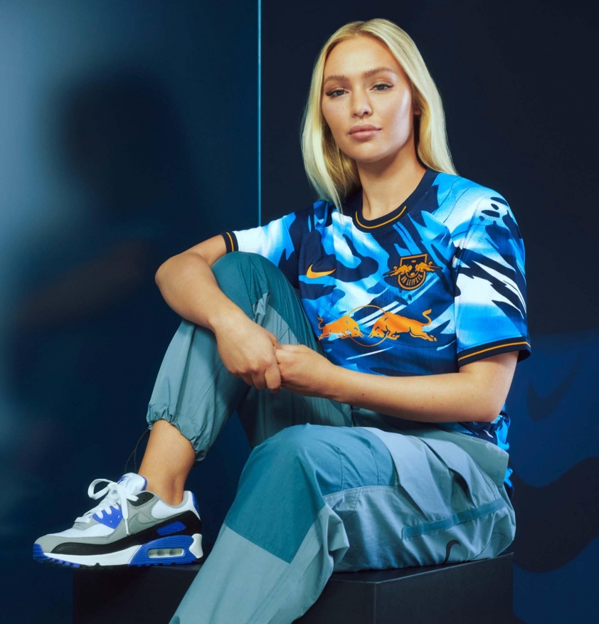 Áo đấu thứ 3 của RB Leipzig với sự kết hợp cùng Air Max 98