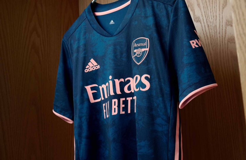 Áo đấu thứ 3 của Arsenal