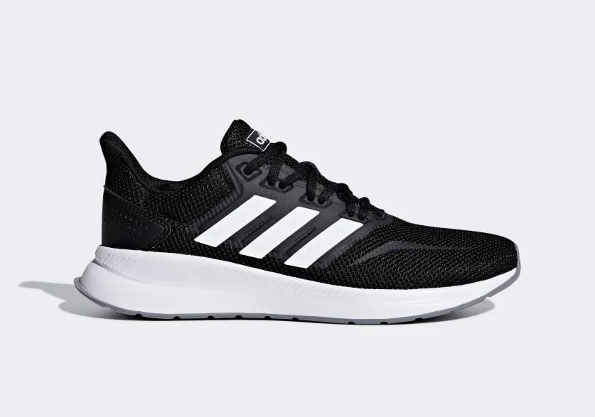 Giày thể thao Adidas nữ giảm giá hấp dẫn nhất trong tháng 9