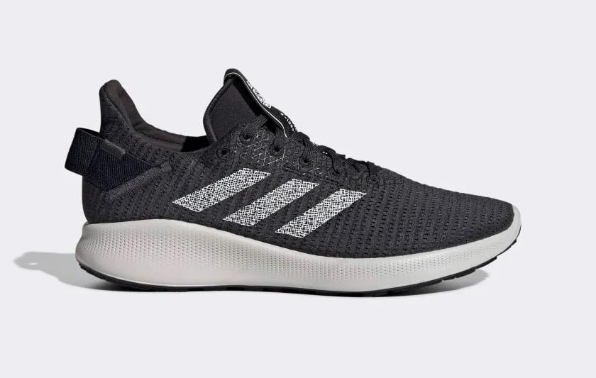 Giày thể thao Adidas nữ giảm giá hấp dẫn nhất trong tháng 9