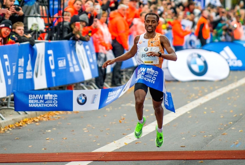kipchoge vs bekele