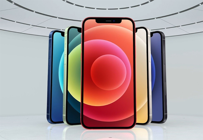 so sanh iphone 11 va iphone 12