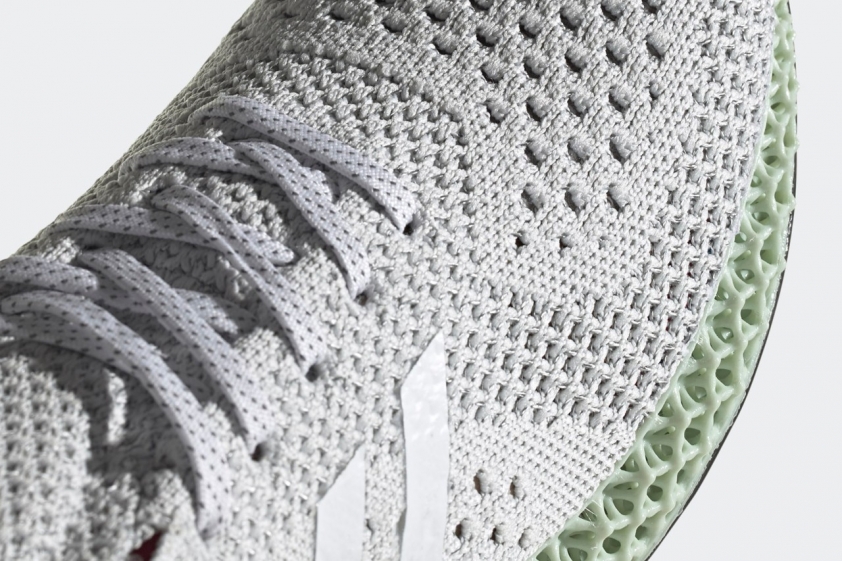 Adidas ra mắt 4D Runner lột xác ấn tượng
