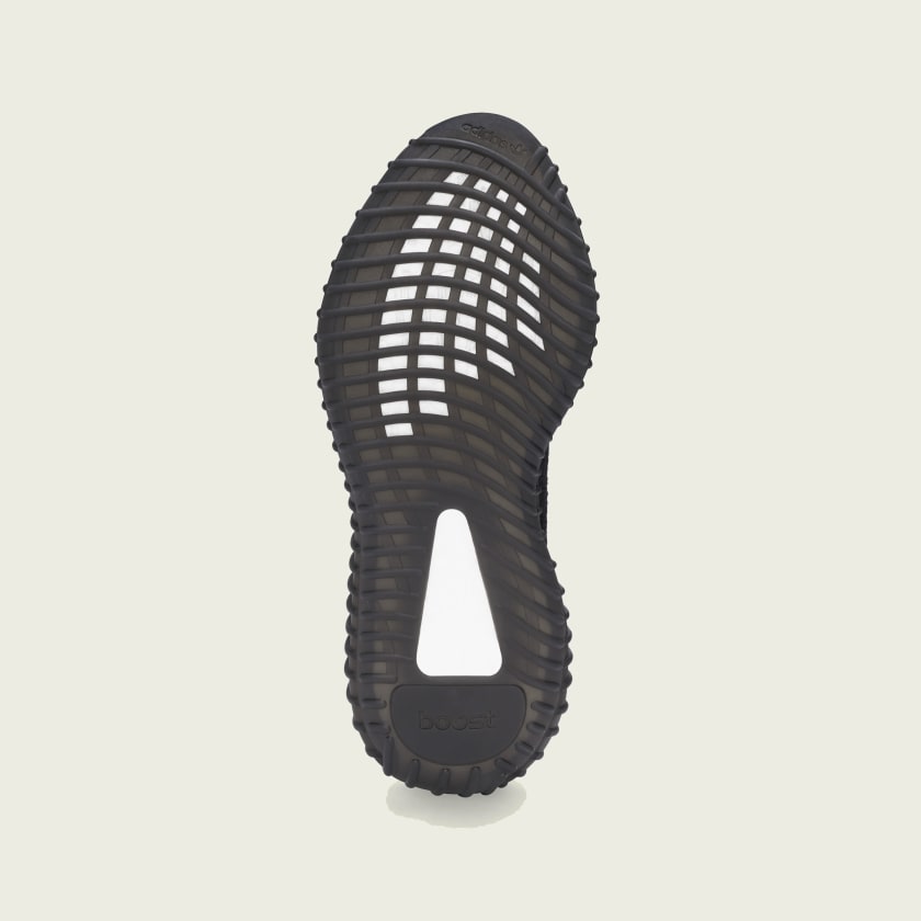 Yeezy boost 350 v2 core black