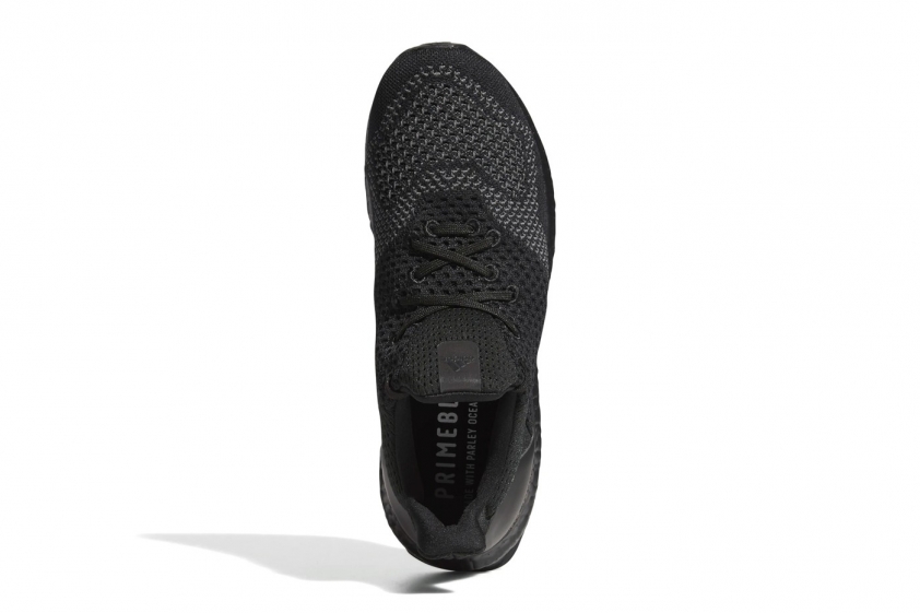 Adidas ra mắt UltraBOOST 1 DNA 'Core Black' tái chế