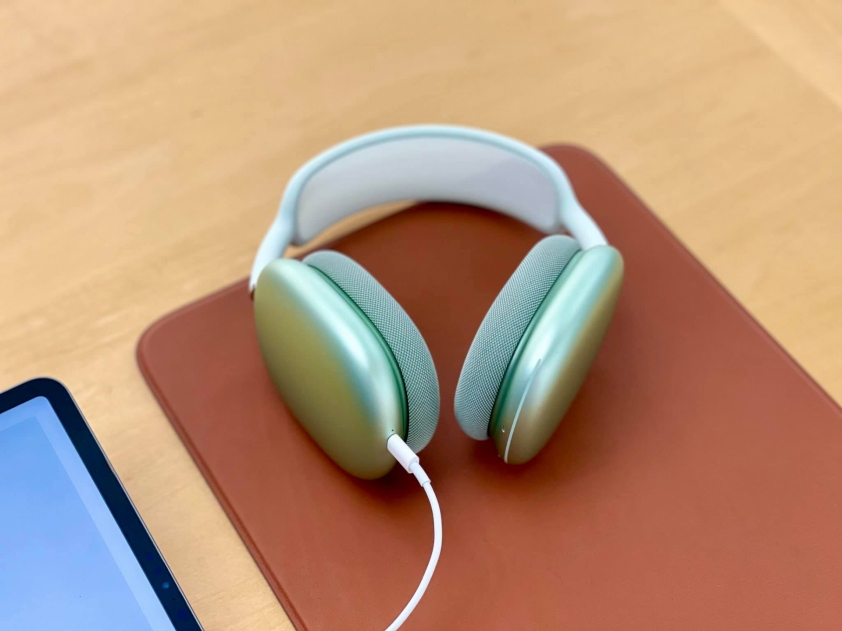 Apple tung iOS 14.3 phục vụ Airpods Max và nhiều điểm mới
