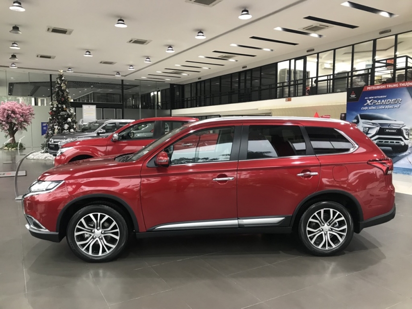 Mitsubishi Outlander 2.4 CVT Premium
